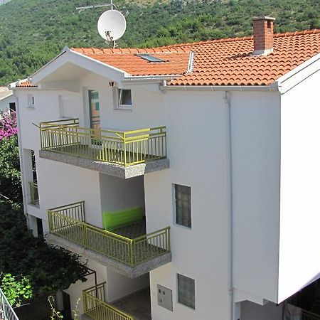 Apartments Primorac Podaca Buitenkant foto