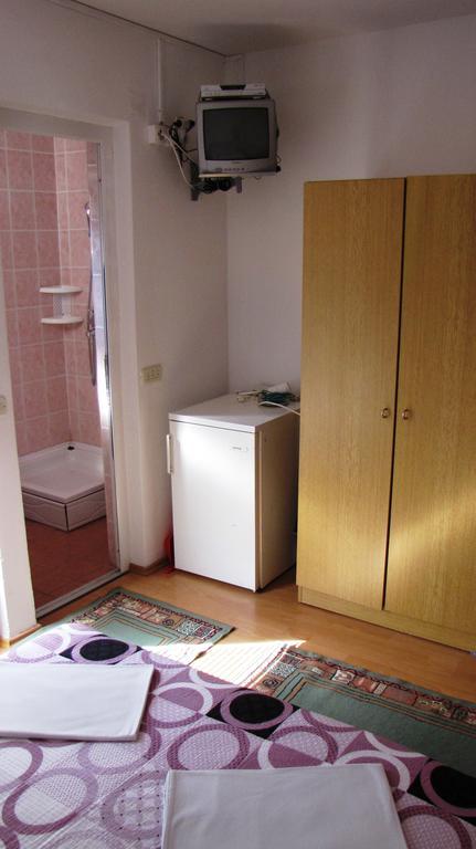 Apartments Primorac Podaca Kamer foto