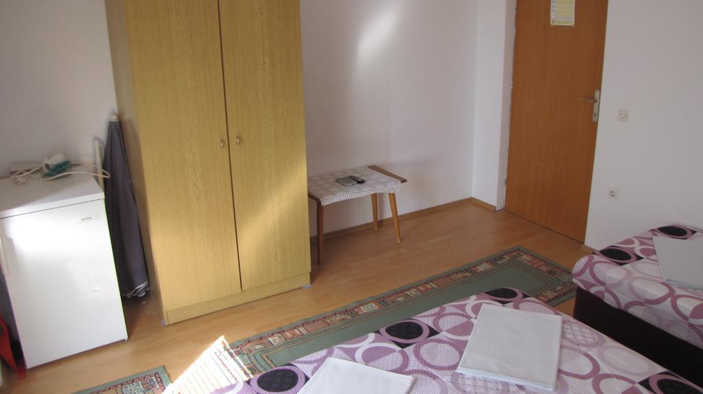 Apartments Primorac Podaca Kamer foto