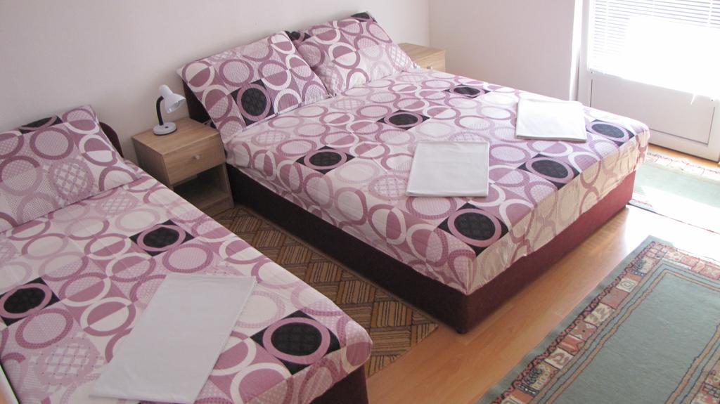 Apartments Primorac Podaca Kamer foto