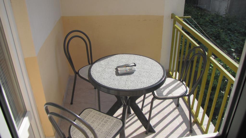 Apartments Primorac Podaca Kamer foto