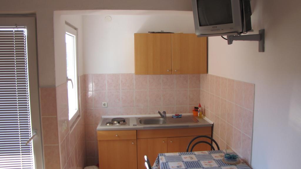 Apartments Primorac Podaca Kamer foto
